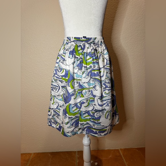 Modcloth* On My Wavelength Shark Skirt * Size Medium - Picture 3 of 3
